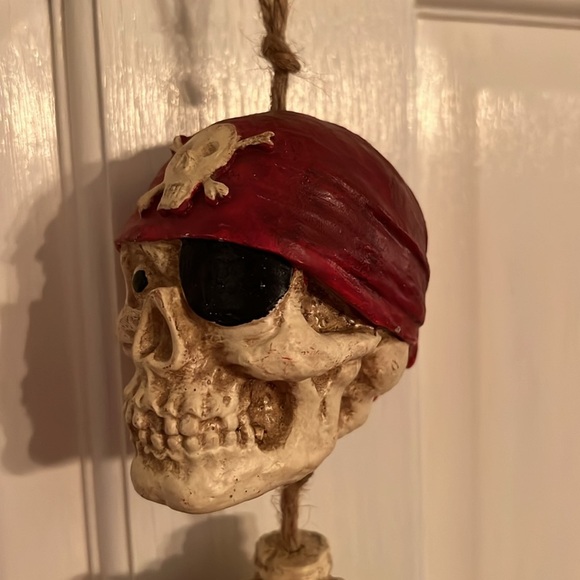 Pirate skeleton - Picture 5 of 6